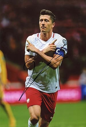 Image du vendeur pour Robert Lewandowski Autograph | signed photographs mis en vente par Markus Brandes Autographs GmbH