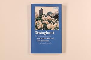 Bild des Verkufers fr SISSINGHURST. Portrait eines Gartens zum Verkauf von INFINIBU KG