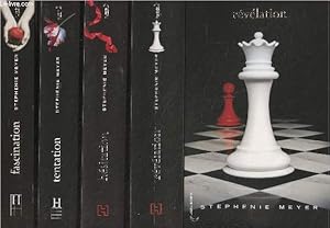 Bild des Verkufers fr Saga Twilight - Tomes 1  4 (Fascination, Tentation, Hsitation, Rvlation) + L'appel du sang, la seconde vie de Bree Tanner (Hsitation novella) zum Verkauf von Le-Livre