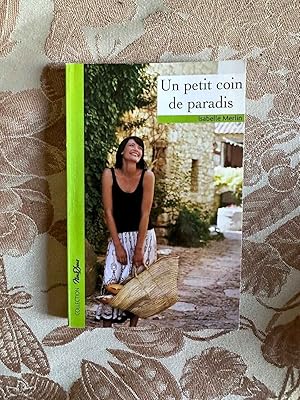 Bild des Verkufers fr Un petit de paradis zum Verkauf von Dmons et Merveilles
