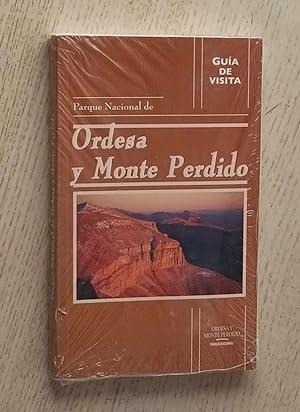 Seller image for Parque Nacional de ORDESA Y MONTE PERDIDO. Guía de Visita for sale by MINTAKA Libros