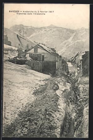 Carte postale Barèges, Avalanche du 2 Février 1907, Tranchée dans l`Avalanche