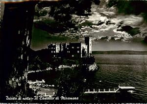 Postkarte Carte Postale 73918087 Trieste Triest IT di notte Il Castello di Miramare