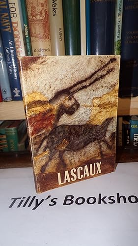 Immagine del venditore per The Grotto Of Lascaux venduto da Tilly's Bookshop
