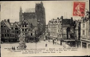 Bild des Verkufers fr Ansichtskarte / Postkarte Abbeville Somme Frankreich, Die Ruinen des Ersten Weltkriegs, Place de l'Amiral-Courbet zum Verkauf von akpool GmbH