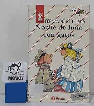 Immagine del venditore per Noche de luna con gatos venduto da MONKEY LIBROS