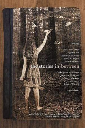 Image du vendeur pour The Stories in Between: A Between Books Anthology mis en vente par ZBK Books