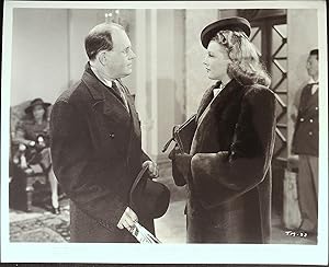 Imagen del vendedor de Northern Pursuit 8 X 10 Still 1943 Julie Bishop! a la venta por AcornBooksNH