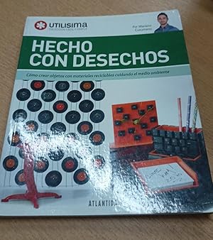 Immagine del venditore per Hechos con desechos (Spanish Edition) venduto da SoferBooks