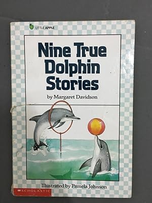 Bild des Verkufers fr Nine True Dolphin Stories (Little Apple Nonfiction) zum Verkauf von SoferBooks