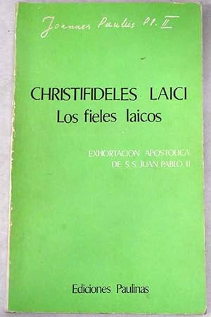Imagen del vendedor de CHRISTIFIDELES LAICI Los fieles laicos (Espaol) a la venta por Librovicios