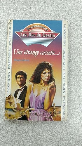 Imagen del vendedor de Une trange cassette a la venta por Dmons et Merveilles