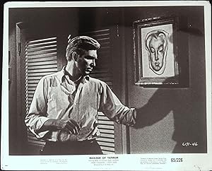 Imagen del vendedor de 4-D Man 8 X 10 Still 1959 Robert Lansing Puts His Arm Through Wall! a la venta por AcornBooksNH
