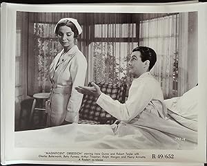 Image du vendeur pour Magnificent Obsession 8 X 10 Still 1935 Robert Taylor, Sara Haden! mis en vente par AcornBooksNH