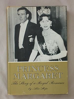 Image du vendeur pour Princess Margaret: The Story of a Royal Romance mis en vente par Mind Electric Books