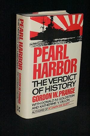 Imagen del vendedor de Pearl Harbor; The Verdict of History a la venta por Books by White/Walnut Valley Books