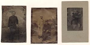 Drei Original-Ferrotypie Fotos aus unterschiedlichen Zeiten. Ca. 9 x 6,3 / 8,8 x 6,5 / 10 x 6,5 cm.