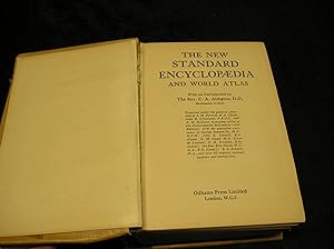Bild des Verkufers fr The New Standard Encyclopaedia zum Verkauf von Yare Books