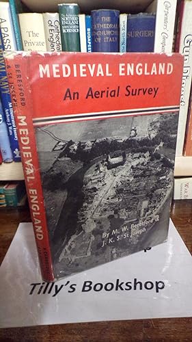 Imagen del vendedor de Medieval England: an Aerial Survey a la venta por Tilly's Bookshop