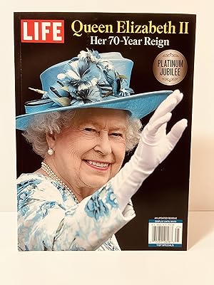 Imagen del vendedor de Queen Elizabeth II: Her 70 Year Reign: [PLATINUM JUBILEE ISSUE] a la venta por Vero Beach Books