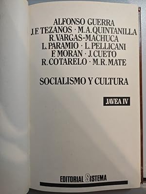 Seller image for Socialismo y cultura. for sale by TraperaDeKlaus