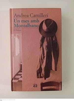 Imagen del vendedor de Un mes amb Montalbano a la venta por Llibres Capra