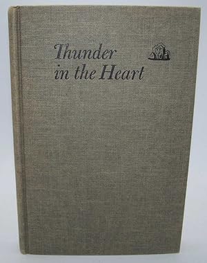 Imagen del vendedor de Thunder in the Heart a la venta por Easy Chair Books