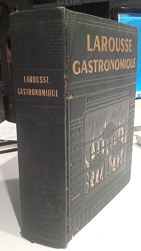 Seller image for LAROUSSE GASTRONOMIQUE for sale by LIBRERA COCHERAS-COLISEO