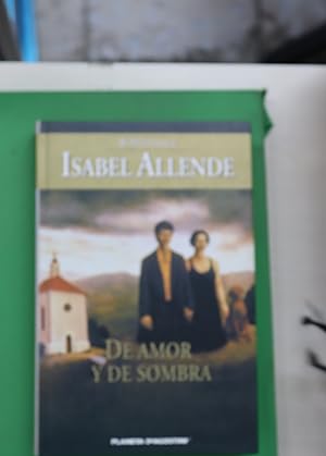 Immagine del venditore per De amor y de sombra venduto da Librera Alonso Quijano