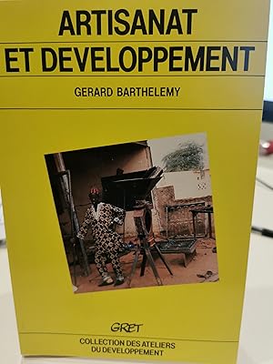 Image du vendeur pour Artisanat et dveloppement mis en vente par Le Bouquin Garni