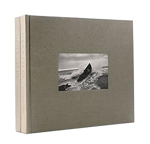 Bild des Verkufers fr Men's Lives: The Surfmen and Baymen of the South Fork [Two Volumes] zum Verkauf von James Cummins Bookseller, ABAA