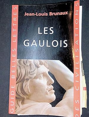 Bild des Verkufers fr Les gaulois zum Verkauf von LibrairieLaLettre2