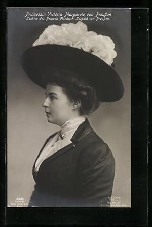 Bild des Verkufers fr Ansichtskarte Prinzessin Victoria Margarete von Preussen, Tochter des Prinzen Friedrich Leopold, Profilportrait mit Hut zum Verkauf von Bartko-Reher
