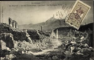 Seller image for Ansichtskarte / Postkarte Saint-Pierre Martinique, Rue Victor Hugo, Mount Pelee for sale by akpool GmbH