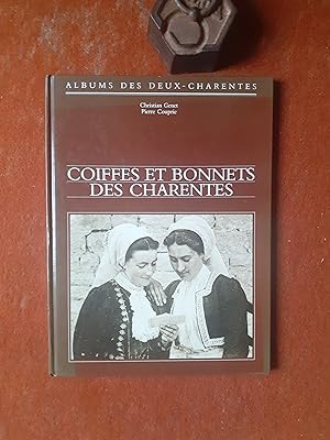 Coiffes et Bonnets des Charentes