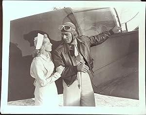 Bild des Verkufers fr Flying Tigers 8 X 10 Still 1942 John Wayne, Anna Lee! zum Verkauf von AcornBooksNH