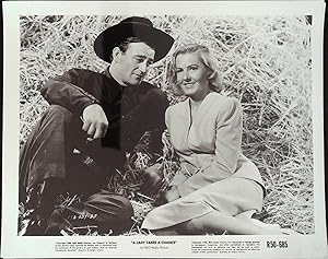 Image du vendeur pour A Lady Takes a Chance 8 x 10 Still 1943 John Wayne, Jean Arthur! mis en vente par AcornBooksNH