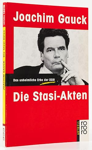 Bild des Verkufers fr Die Stasi-Akten. Das unheimliche Erbe der DDR. - zum Verkauf von Antiquariat Tautenhahn