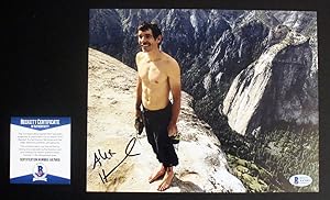 Bild des Verkufers fr Alex Honnold Signed & Beckett Certified Color Photo zum Verkauf von Bookcharmed Books IOBA