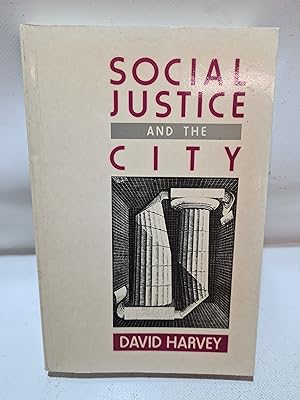 Imagen del vendedor de Social Justice and the City a la venta por Cambridge Rare Books