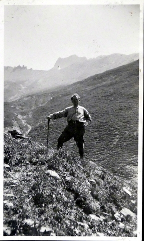Originalfotografie. Mengelberg in den Bergen