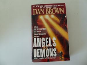 Bild des Verkufers fr Angels & Demons. Paperback zum Verkauf von Deichkieker Bcherkiste