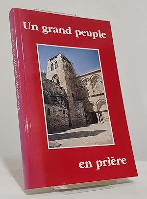 Un grand peuple en prière