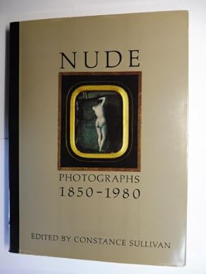 Bild des Verkufers fr NUDE PHOTOGRAPHS 1850-1980. zum Verkauf von Antiquariat am Ungererbad-Wilfrid Robin