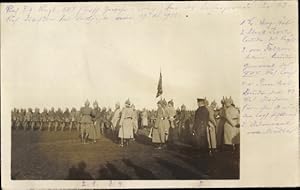 Foto Ansichtskarte / Postkarte Militärparade, Kaiser Wilhelm II., Deutsche Soldaten in Uniformen ...