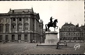 Seller image for Postkarte Versailles Yvelines, Statue von Knig Ludwig XIV for sale by akpool GmbH