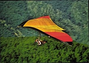 Bild des Verkufers fr Ansichtskarte / Postkarte Drachenflieger in der Luft, Hngegleiter zum Verkauf von akpool GmbH