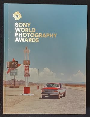 Imagen del vendedor de 2017 Sony World Photography Awards a la venta por LOROS Enterprises Ltd