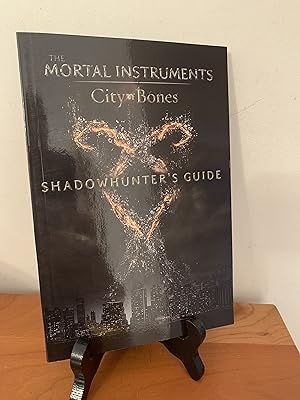 Seller image for Shadowhunter's Guide: City of Bones (The Mortal Instruments) for sale by Hopkins Books