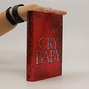 Bild des Verkufers fr Cry baby zum Verkauf von Bookbot